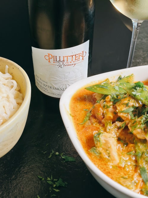 Pillitteri Gewürztraminer Riesling Fusion Niagara Canada with Thai Soup