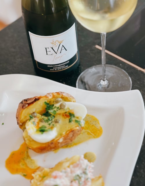 Eva Pemper Chardonnay with grilled Potatoe now online on cellardoor24.de