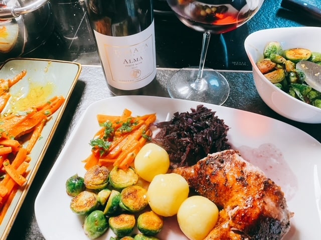Alma Pinot with goose